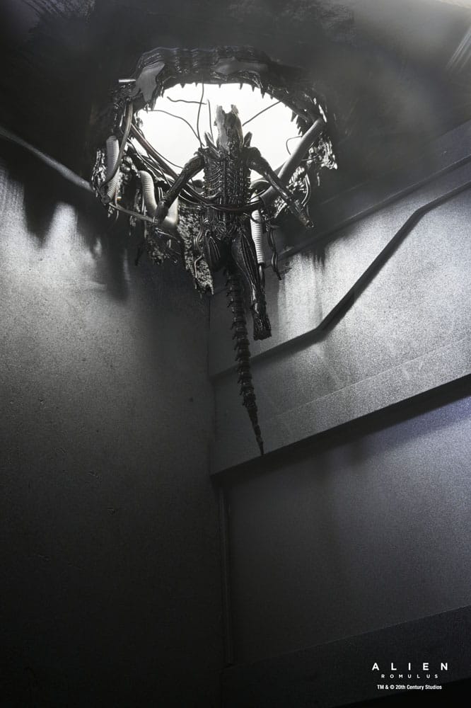 Alien: Romulus Action Figure Deluxe Suspended Lab Xenomorph XX121 18 cm