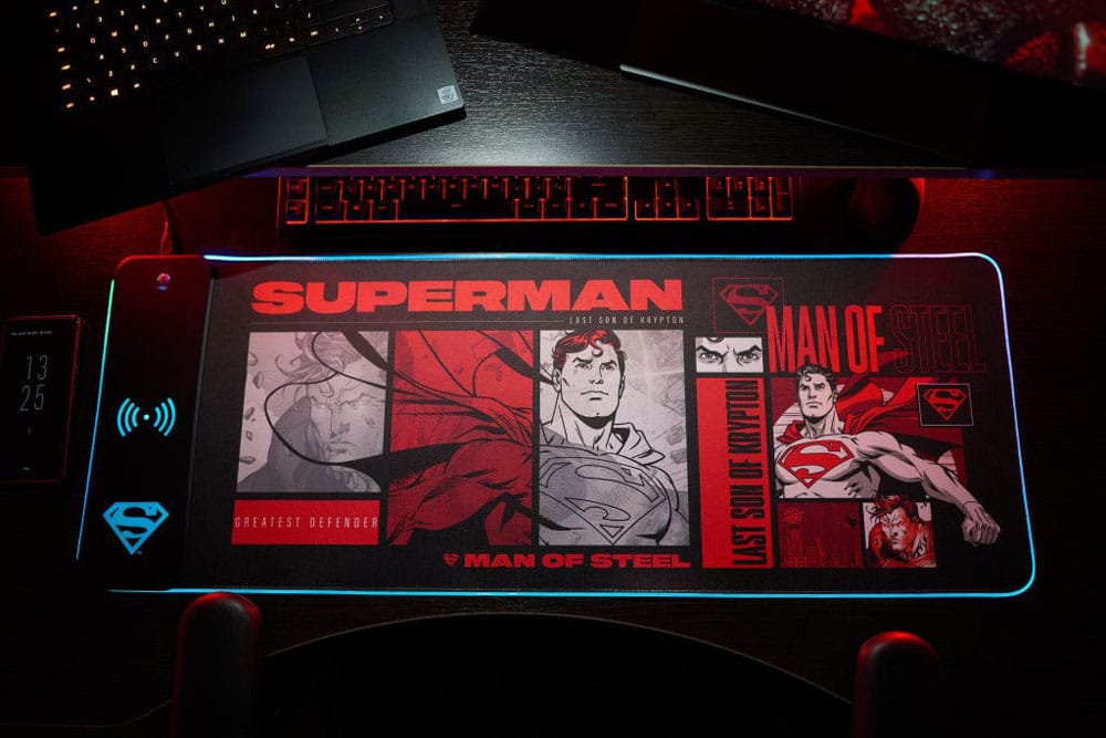 DC Comics Mousepad mit mobilem Ladegerät Superman