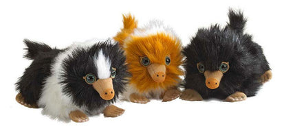 Fantástica bestia 2 figuras de lujos de peluche nifflers 15 cm Display (9)