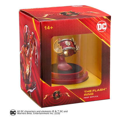 DC Comics Flash Prop Replica Ring with Display