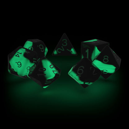 OAKIE DOAKIE DICE RPG SET GLOW U MARU - BIOHAZARD (7)