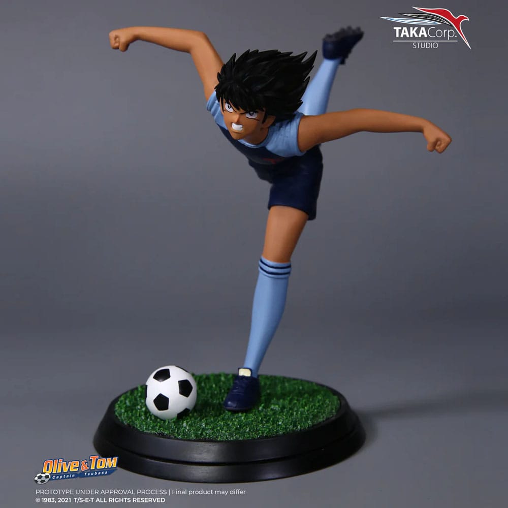 Captain Tsubasa Statue Kojiro Hyuga 22 cm