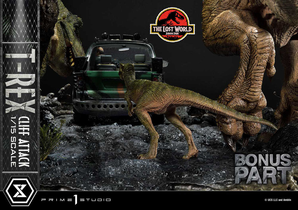 JURASSIC WORLD: The Lost World Statue 1/15 T-Rex Cliff Attack Bonus versión 53 cm