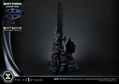 Batman Forever Museum Masterline Series Statue 1/3 Batman Gadget Wall 49 cm