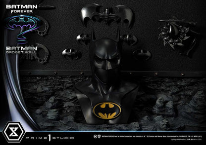 Batman Forever Museum Masterline Series Statue 1/3 Batman Gadget Wall 49 cm