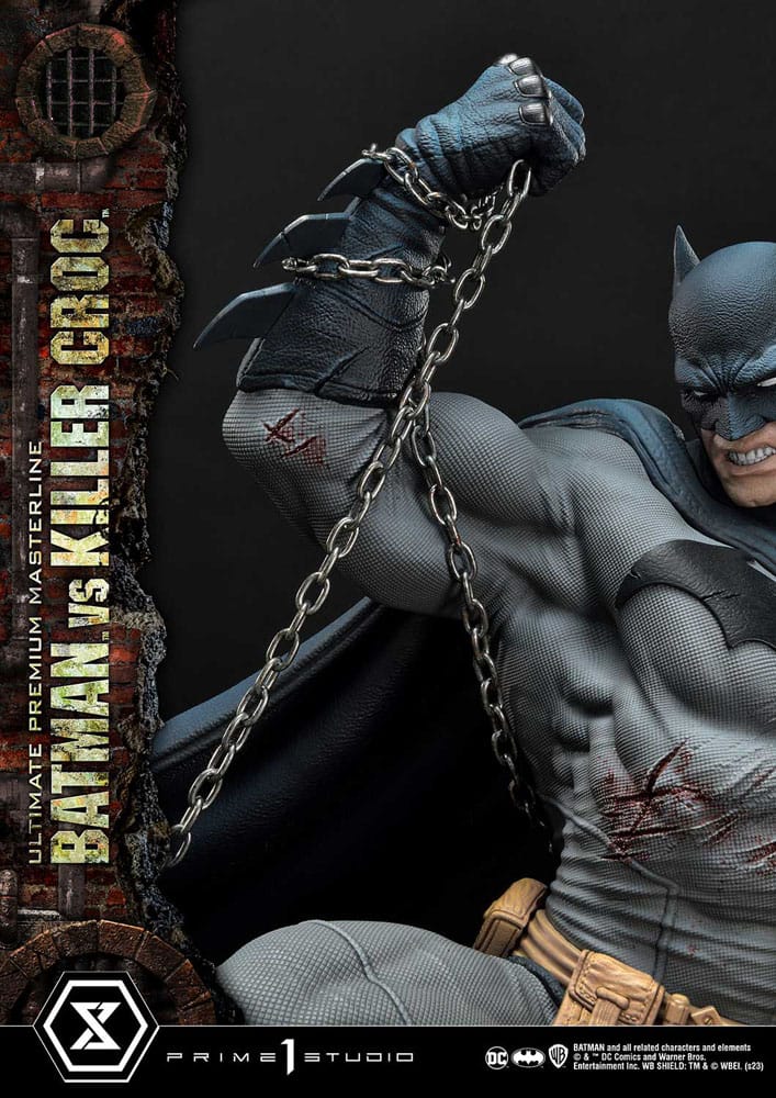 Batman Ultimate Premium Masterline Series Statue Batman contre Killer Croc Deluxe version 71 cm