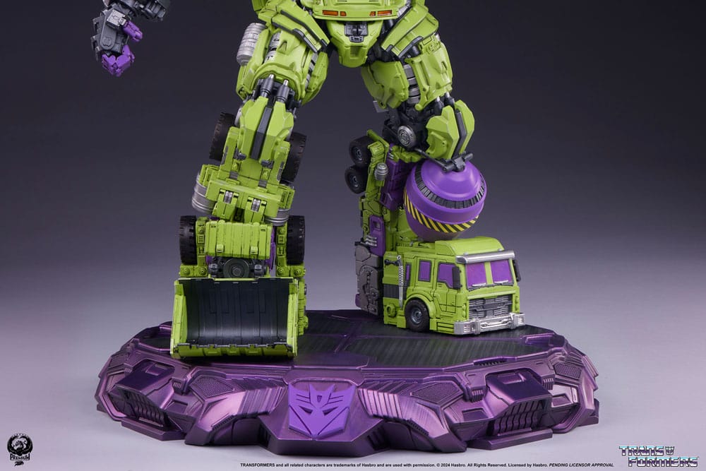 Transformers: statue della scala Museam devastator