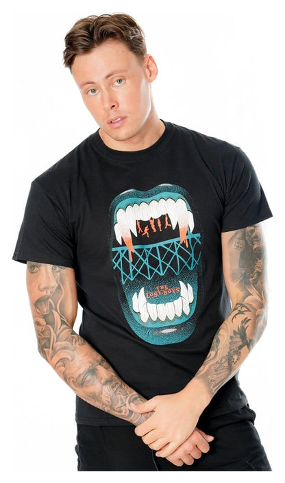 Les garçons perdus T-Shirt Vintage suspendu