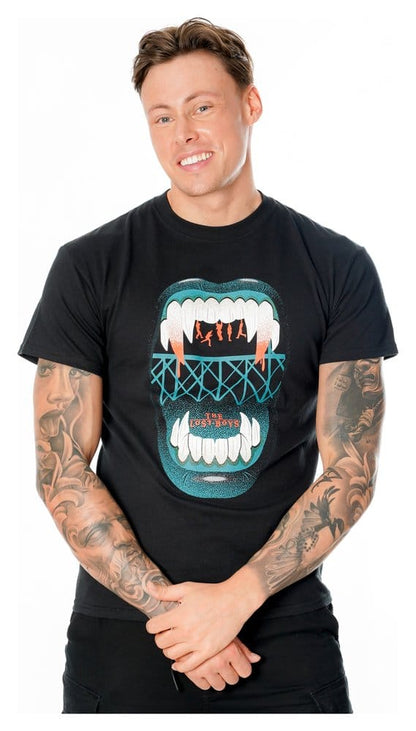 Les garçons perdus T-Shirt Vintage suspendu