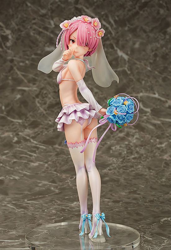 Re: la vie zéro-starting dans une autre statue du monde - PVC 1/7 Ram Wedding ver. 22 cm