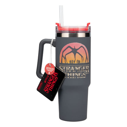 Stranger Things 5 ​​Bere tazza con paglia 900 ml
