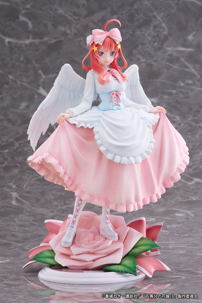 La estatua de PVC de quintuplets por excelencia 1/7 Nakano Itsuki Angel ver. 26 cm
