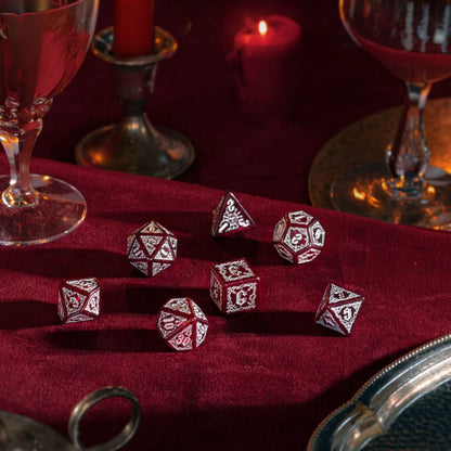 Bloodsucker Dice Set Scarlet (7)