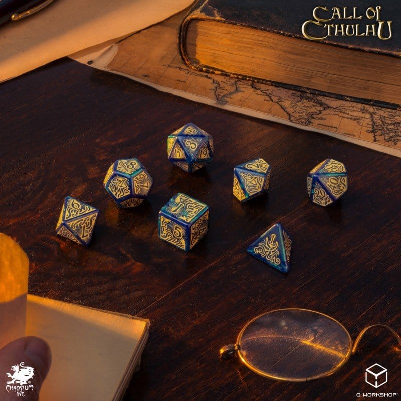 Call of Cthulhu 7. udgave terningsæt med 7 blå-grøn og guld
