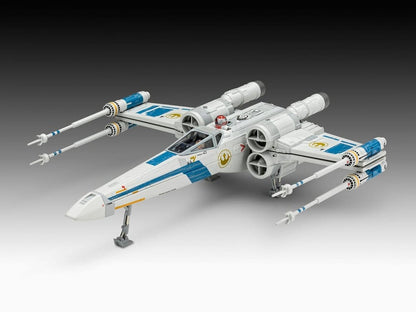 Star Wars The Mandalorian et Grogu Revell Maquette 1/57 New Republic X-Wing Fighter 22 cm
