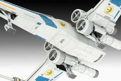 Star Wars The Mandalorian et Grogu Revell Maquette 1/57 New Republic X-Wing Fighter 22 cm