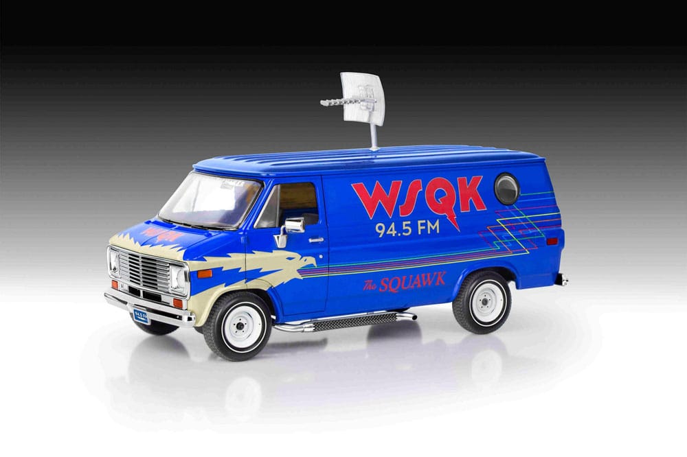 Stranger Things Model Kit 1/25 Squawk Minibüs 21 cm