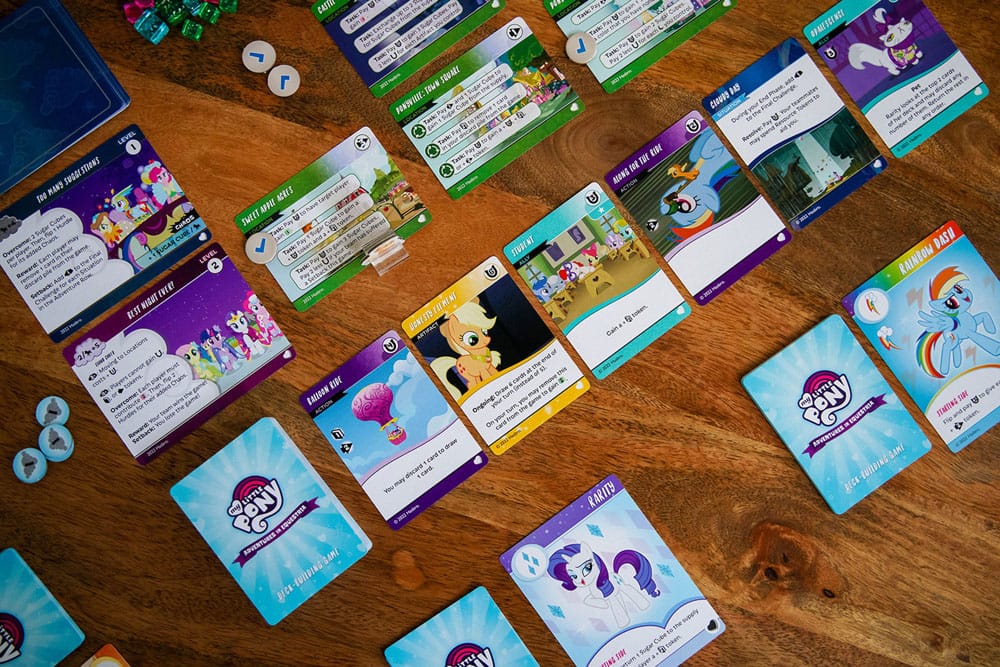 My Little Pony Card Game Deck-Building Adventures in Equestria *Englische version *