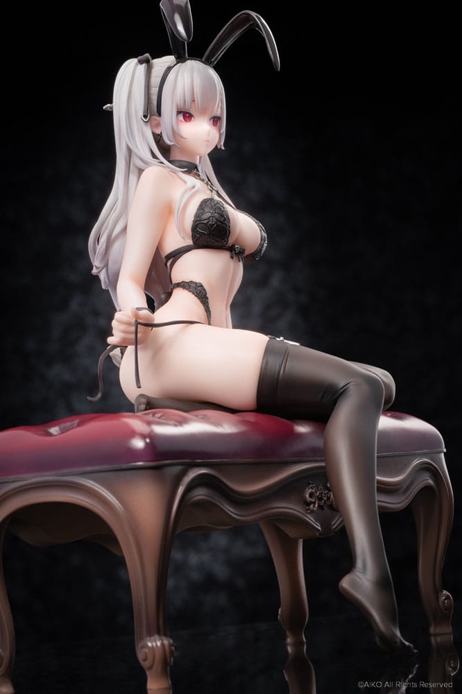 Original karaktärstaty 1/7 Black Bunny Girl Tana 23 cm