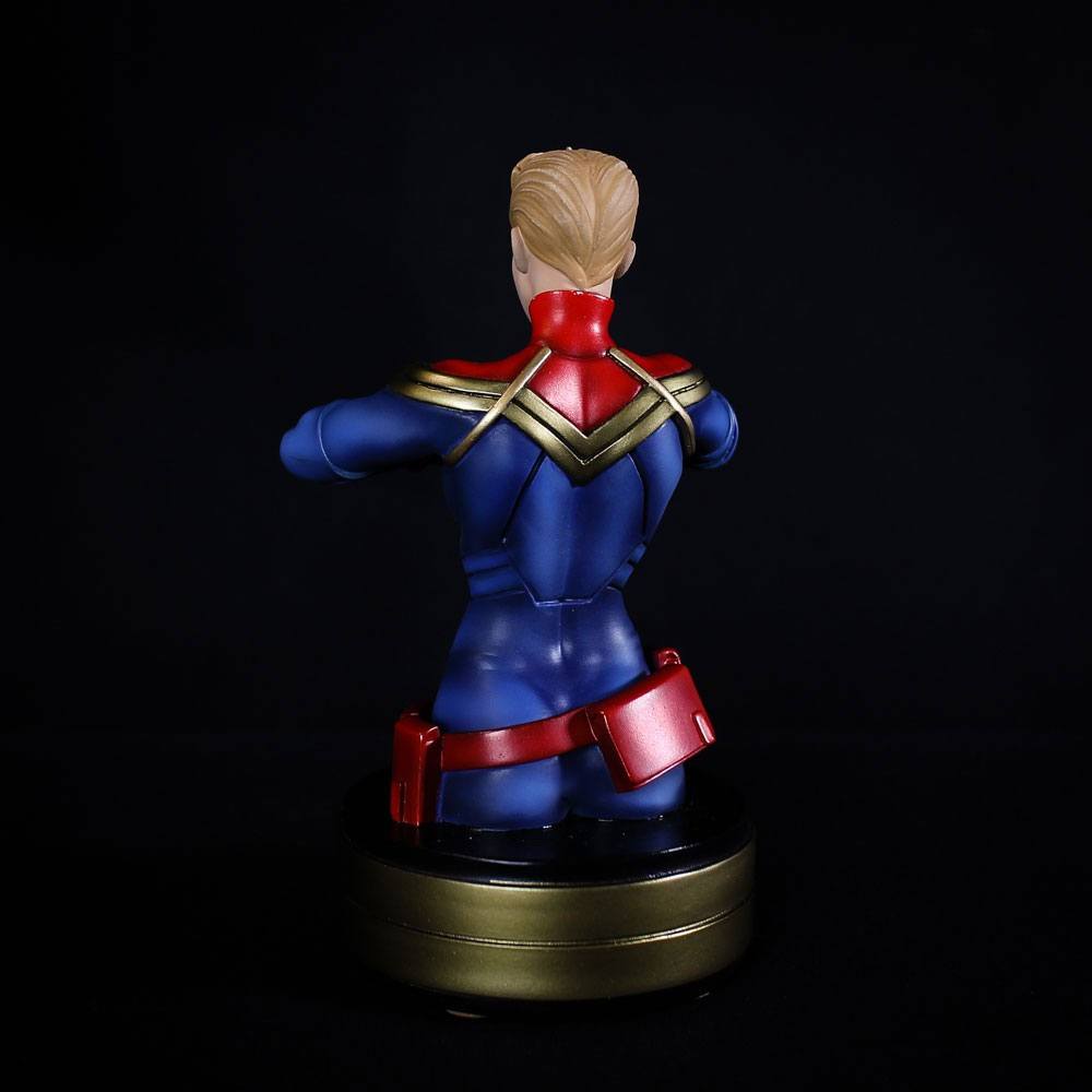 Captain Marvel Byst Captain Marvel 20 cm