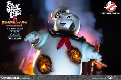 Ghostbusters meki vinilni kip Ostanite Puft Marshmallow Man Burnign Edition Deluxe verzija 30 cm