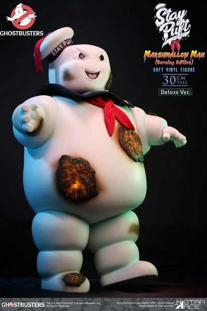 Ghostbusters meki vinilni kip Ostanite Puft Marshmallow Man Burnign Edition Deluxe verzija 30 cm