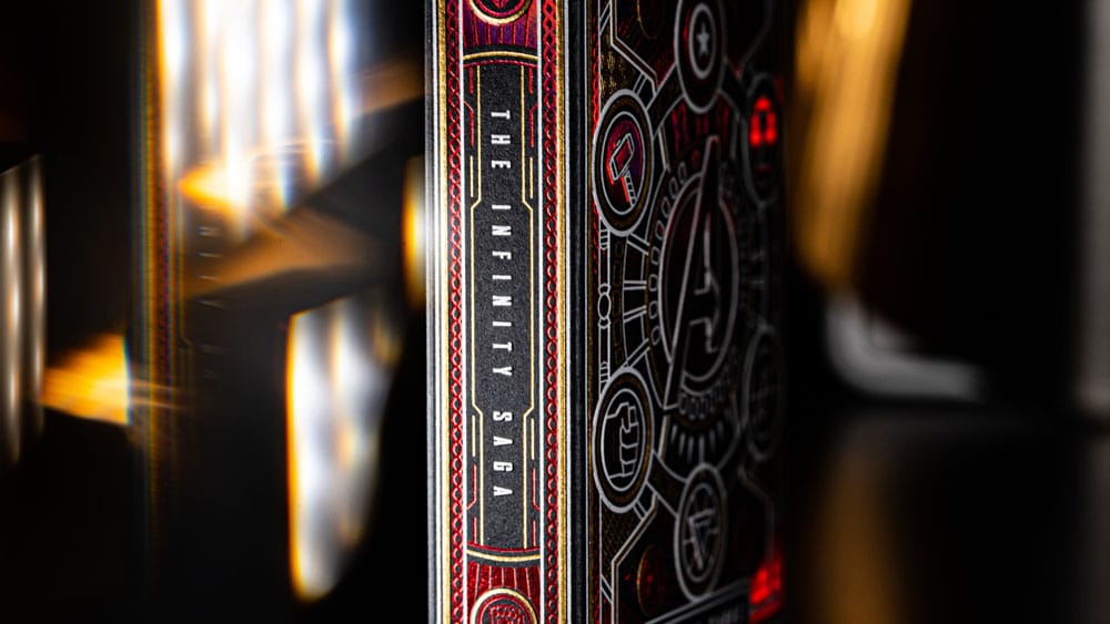 Avengers - The Infinity Saga Playing Cards Version rouge