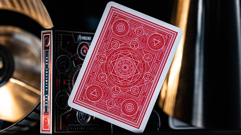 Avengers - The Infinity Saga Playing Cards Version rouge
