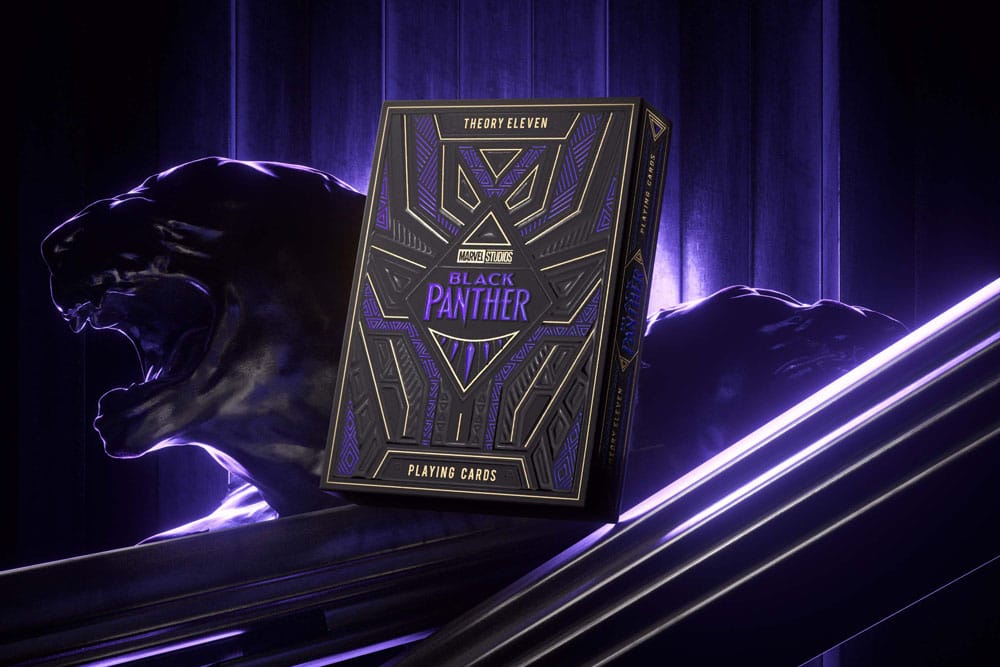 Marvel jugando a las cartas Black Panther