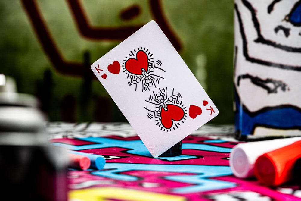 Keith Haring jugando cartas