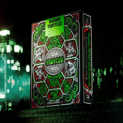 Teenage Mutant Ninja Turtles spielen Karten