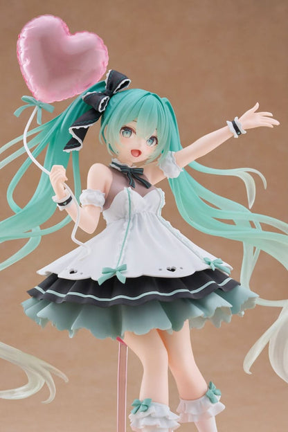 Hatsune Miku AMP+ PVC kip Kip Hatsune Miku Rođendanska zabava 2025 Ver. 21 cm