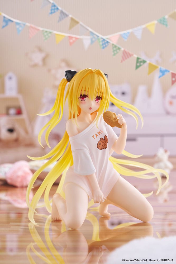 To Love-Ru Darkness PVC Statue Desktop Søt figur Golden Darkness Roomwear Ver. 13 cm