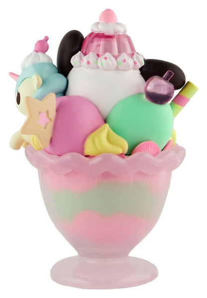 Hello Kitty & Friends Window Box Figurine Fast Food Pochacco Rose Licorne Sundae 9 cm