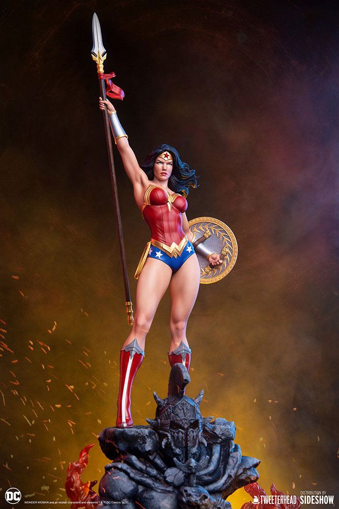 DC Comics Maquette 1/6 Wonder Woman 69 cm