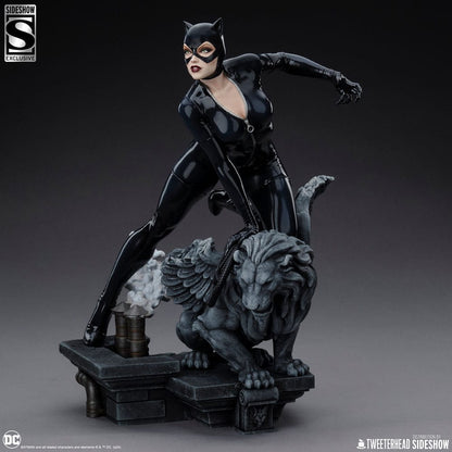 DC Comics Maquette 1/4 Catwoman 47 cm