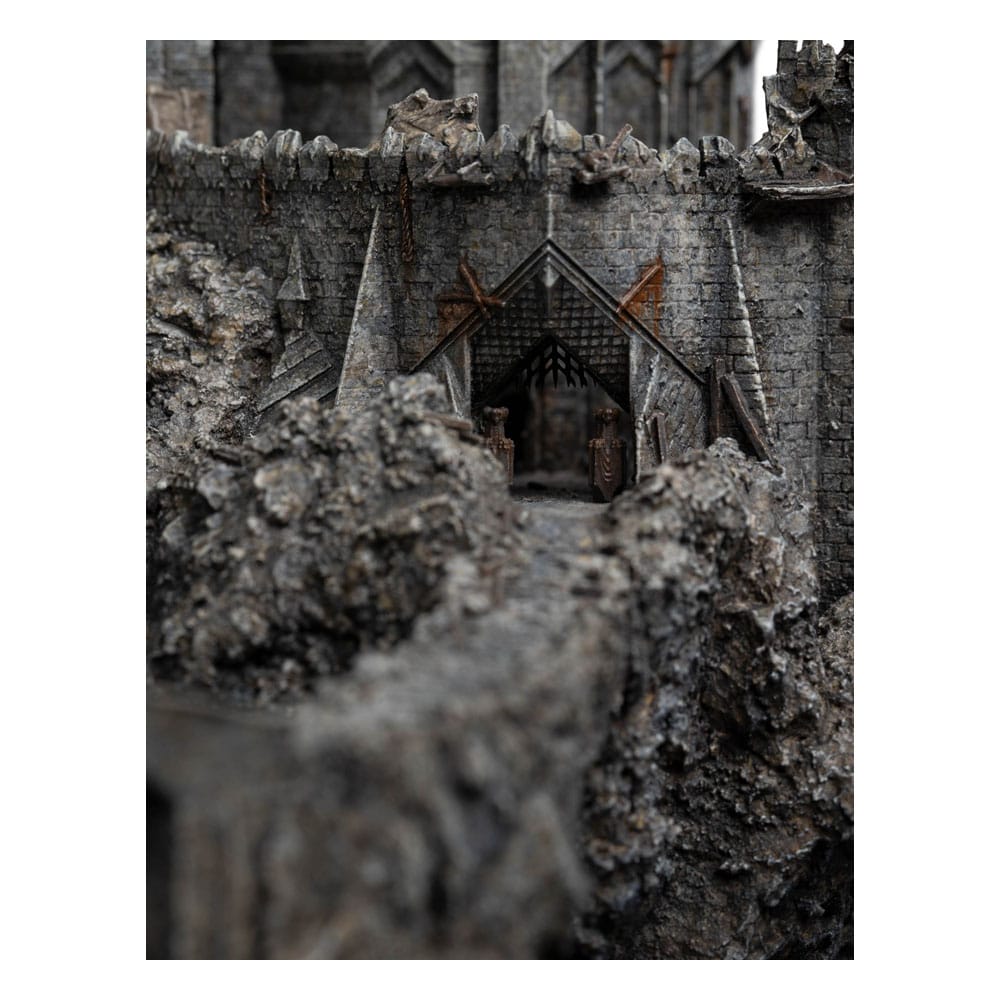Estatua El Señor de los Anillos Cirith Ungol - Edición Limitada 33 cm