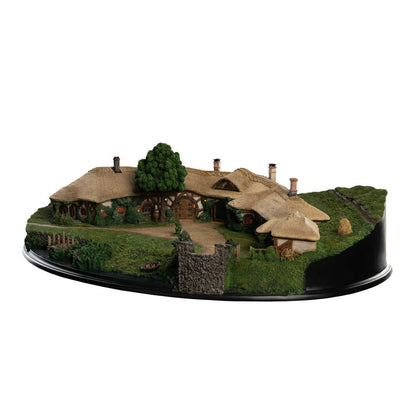 Lord of the Rings-standbeeld De Green Dragon Inn