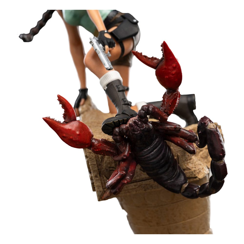 Tomb Raider Mini Heykeli Lara Croft: Vahiy Harabeleri 21 cm