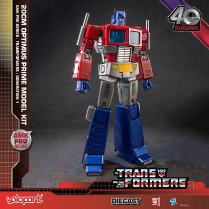 Transformers: Generation One AMK Pro Series Model de plástico Kit Optimus Prime 20 cm